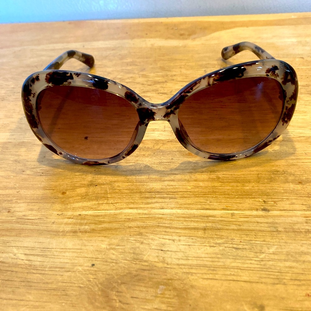 KATE SPADE ♠️ Sunglasses